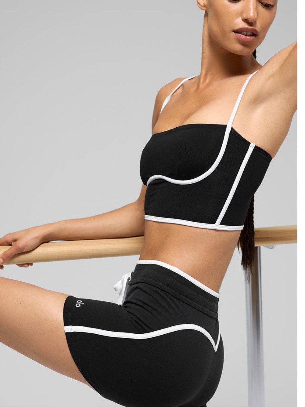 Alo Yoga Airbrush Streamlined Bra Tank - Gem